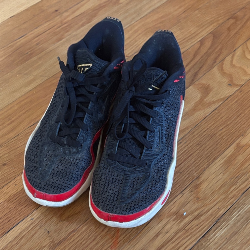 Nike Black and Red Kids Sneakers